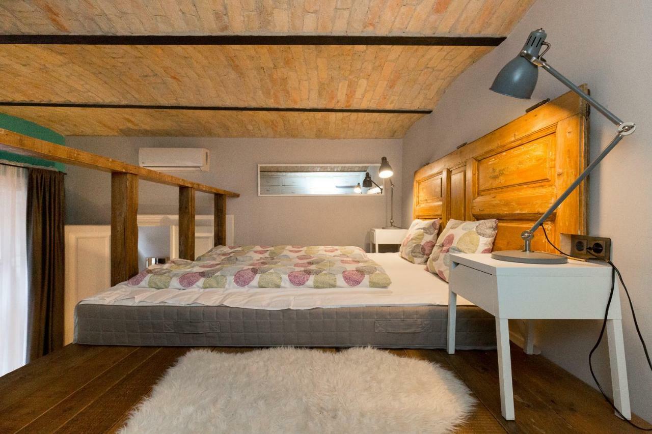 Deluxe Twin Studio In Kazinczy Street Apartamento Budapest Exterior foto